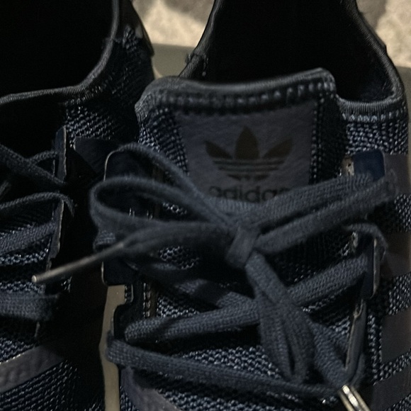 Adidas NMD R1 Collegiate Navy EE6675 - Picture 7 of 10